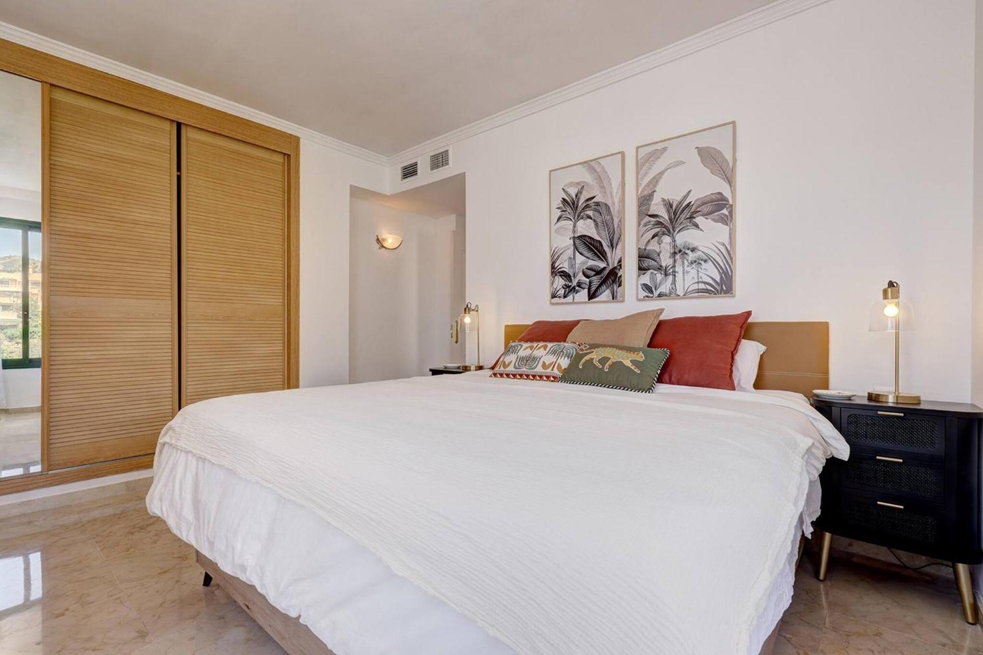 Apartamento Santa Maria Elviria Golf Penthouse With Large Private Terrace And Sea Views -029