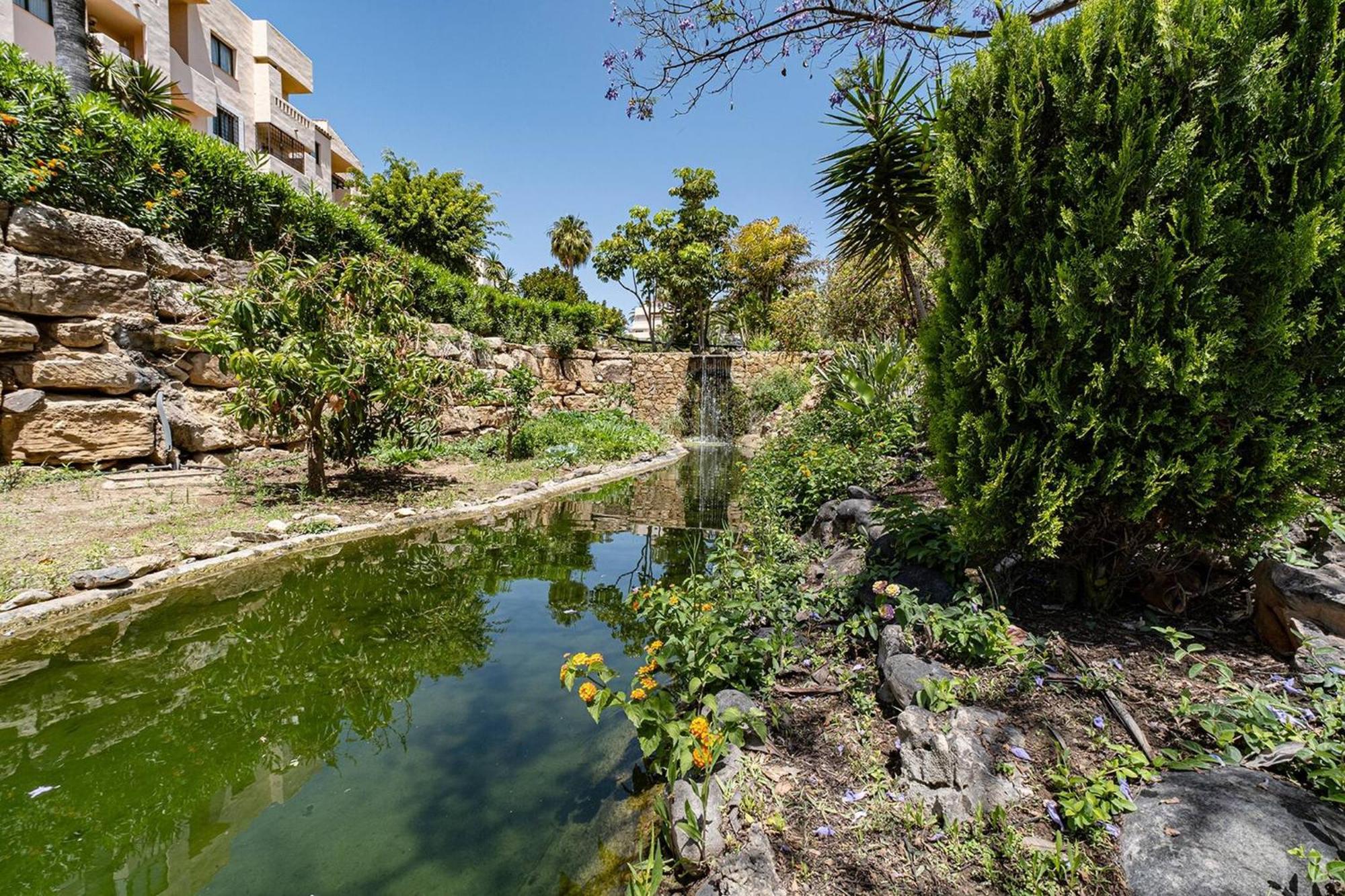 Apartamento Santa Maria Elviria Golf Penthouse With Large Private Terrace And Sea Views -029