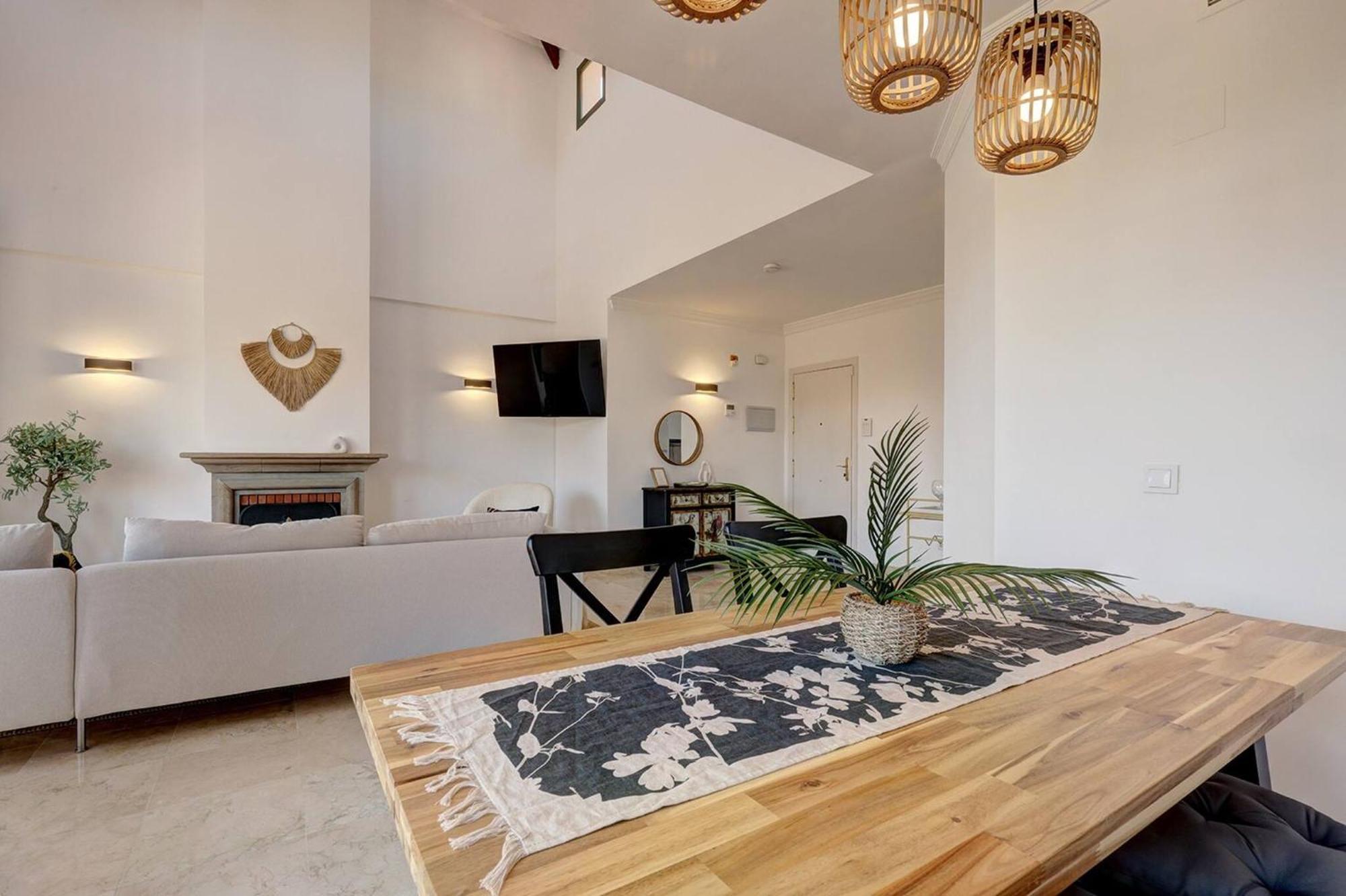 Santa Maria Elviria Golf Penthouse With Large Private Terrace And Sea Views -029 Apartamento