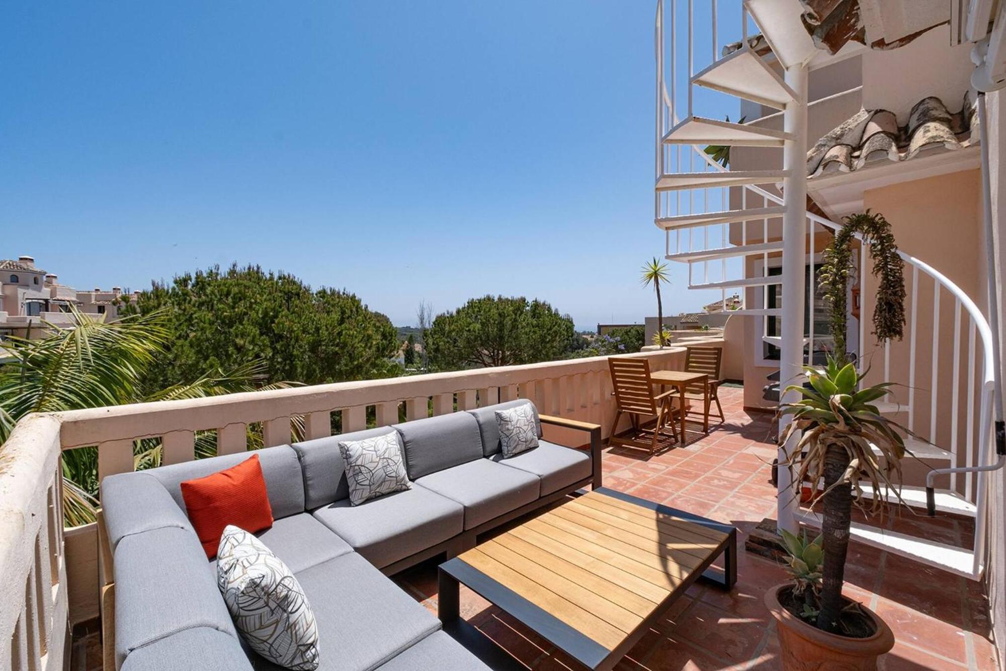 Apartamento Santa Maria Elviria Golf Penthouse With Large Private Terrace And Sea Views -029